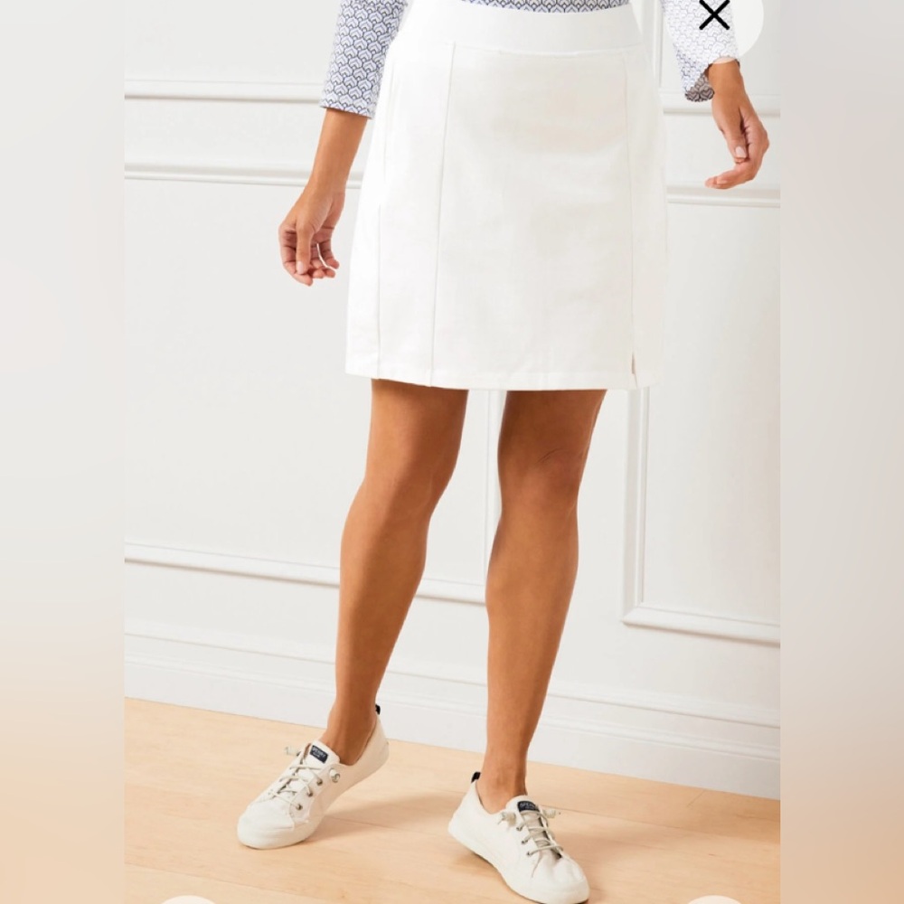 EVERYDAY STRETCH SKORT ( skirt with undershorts)